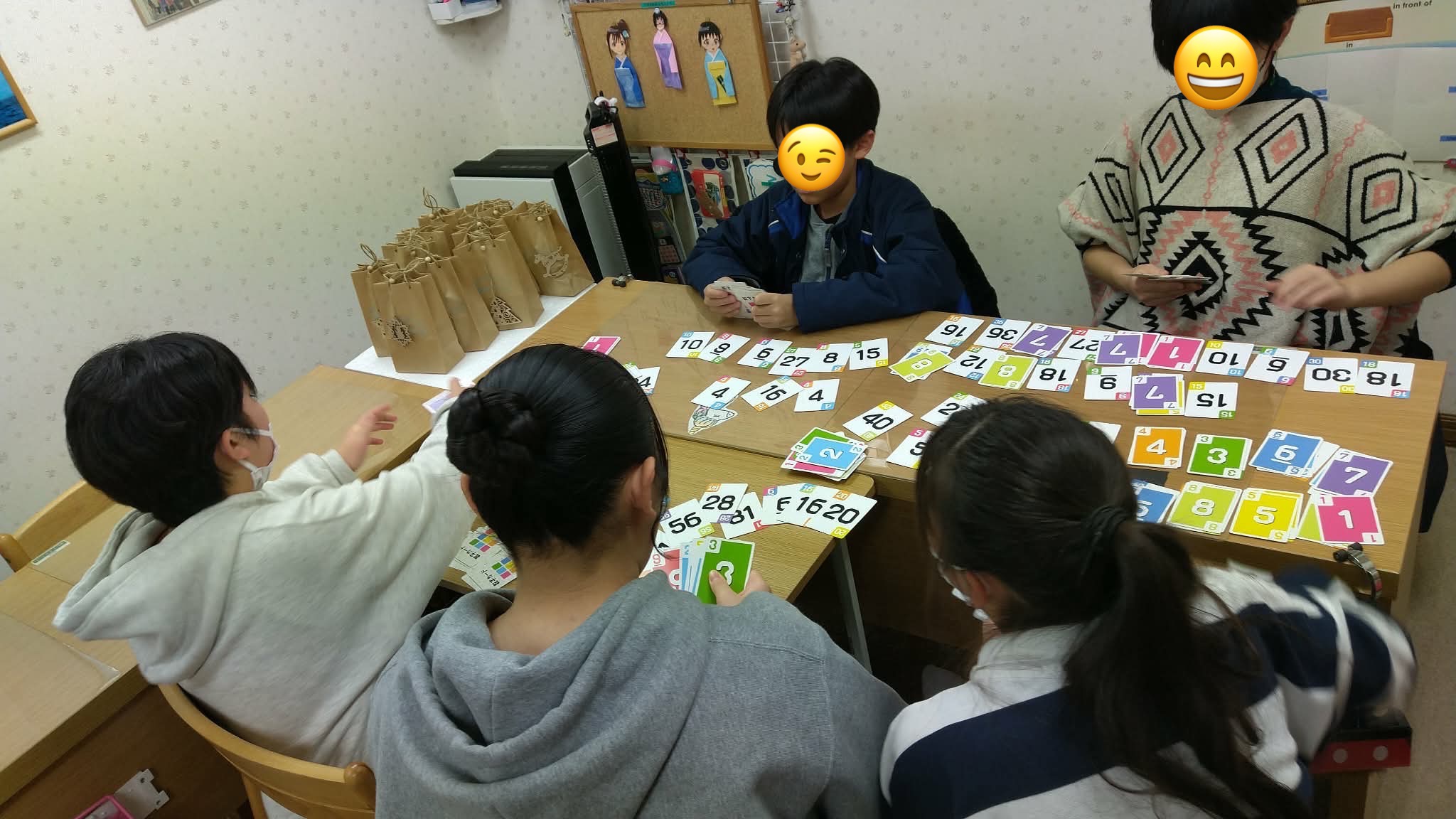 算数カードゲームで楽しく学ぶ
